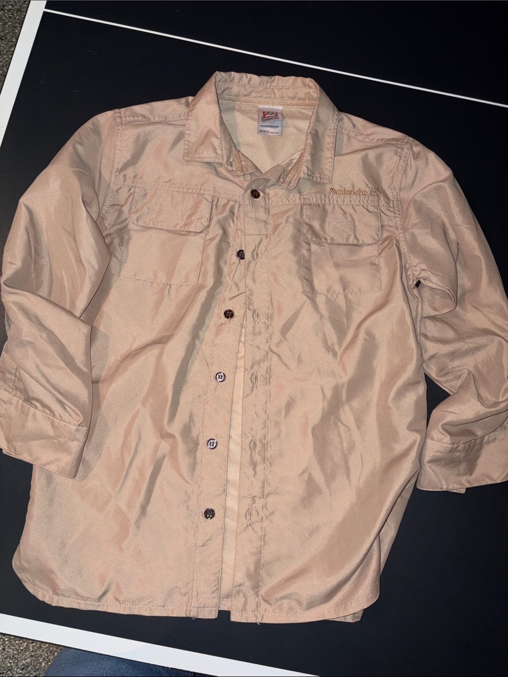 Avalanche Lightweight Button-Up Shirt in Tan
